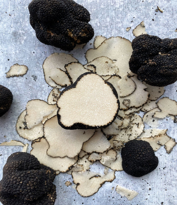 Best Italian Summer Black Truffles photos by Regalis Foods - item 6