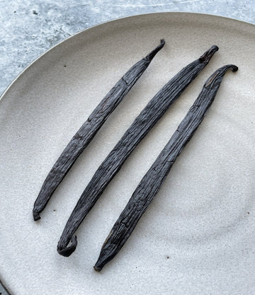 Best Wild Foraged Colombian Vanilla Beans photos by Regalis Foods - item 1