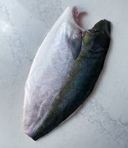 Crown Toro Hamachi Side (Yellowtail Amberjack)
